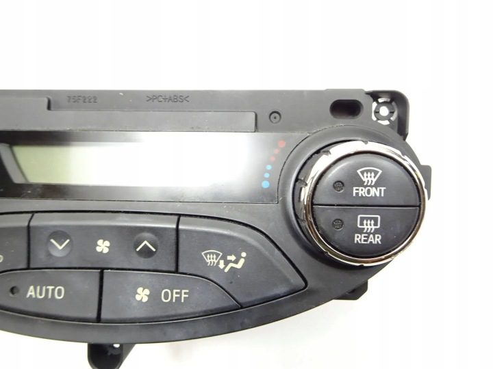 Блок управления климатом Toyota Yaris III 11-17 г., фото 2