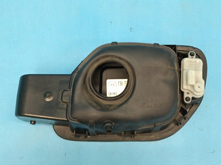 VW PASSAT B8 VARIANT 1.5 TSI 110 кВт 2024 г. ЛЮЧОК ГОРЛОВИНЫ БЕНЗОБАКА 3G9809857C, фото 7