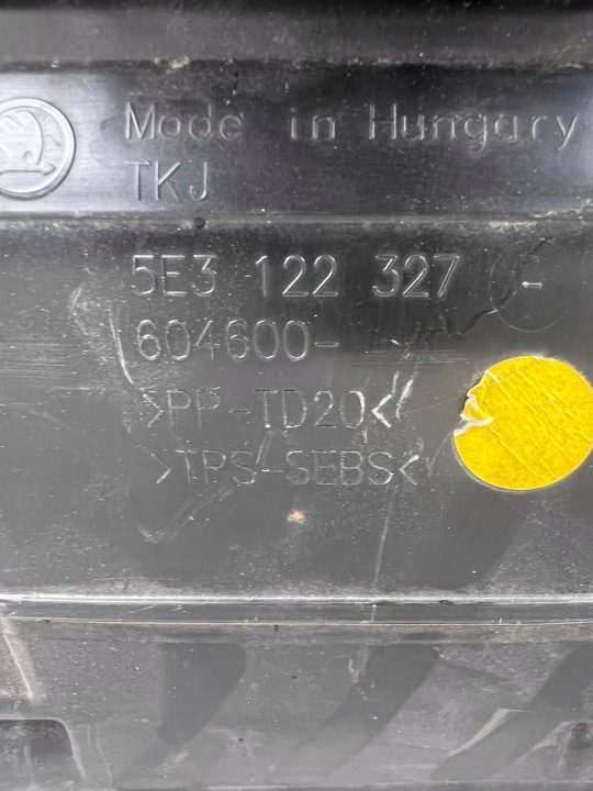 Audi VW Skoda Seat шторка жалюзи передней панели оригинал, фото 3
