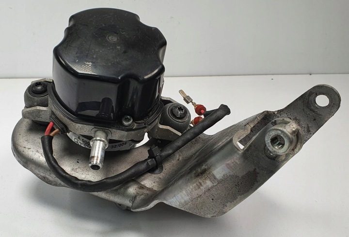 ВАКУУМНЫЙ НАСОС MERCEDES W213 2.0 CDI A0004306132, фото 3