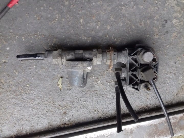 Клапан przepływowy DAF XF 105 CF K000619, фото 1