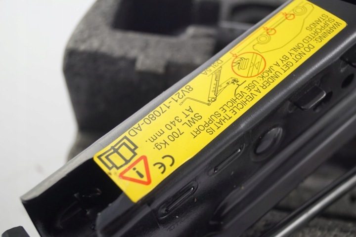 Домкрат автомобильный Ford Fiesta mk7 8V21-17080-AD, фото 3