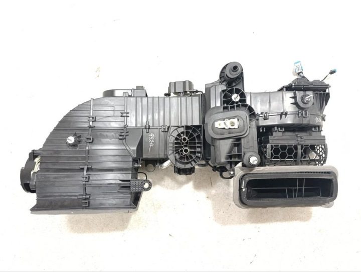 Корпус вентилятора 68408753AG Jeep Wagoneer/ Wagoneer L WS 2023, фото 1