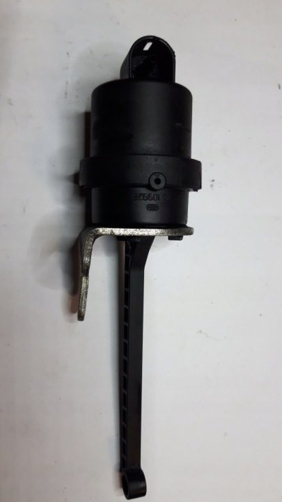 ВАКУУМНИК EGR 4010992E OPEL INSIGNIA ASTRA J ZAFIRA C FIAT DUCATO 2.0 CDTI, фото 1