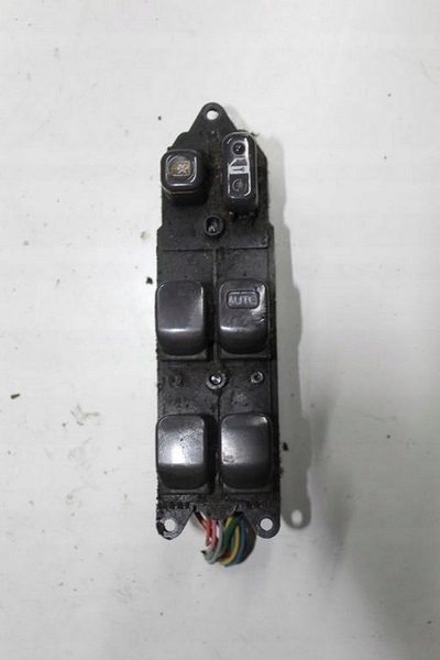Переключатель стеклоподъемника Toyota OE 84820-60110, фото 1