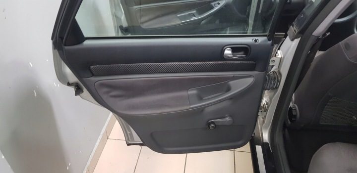 AUDI A4 B5 РЕСТАЙЛИНГ 99-01 ОБШИВКА ДВЕРИ ОБИВКА P ИЛИ T, фото 2