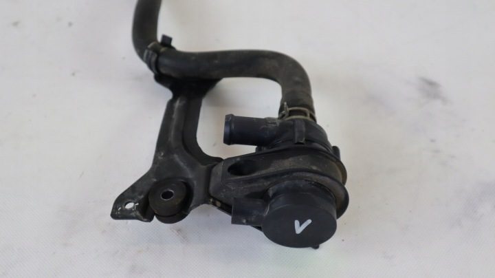 VOLVO V40 II 2.0D ДОПОЛНИТЕЛЬНАЯ ПОМПА 31368201, фото 4