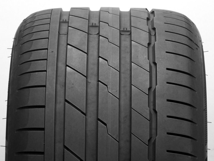Шина летняя Hankook Ventus S1 evo3 K127B 255/40R19 100 Y усилитель (XL) * - BMW, фото 13