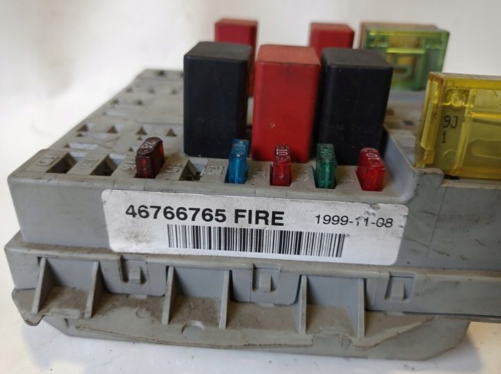 Блок предохранителей Fiat OE 46766765, фото 4