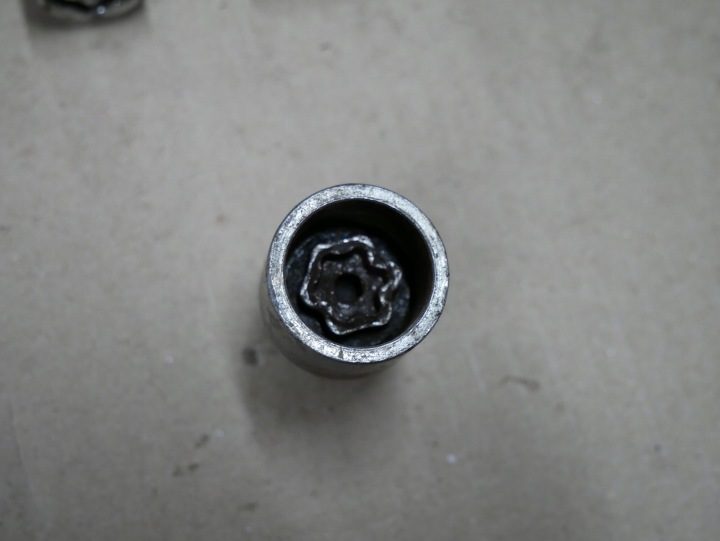 BMW БОЛТЫ СЕКРЕТКИ ПРОТИВОУГОННЫЕ КОМПЛЕКТ M12X1,5 M12 X 1,5, фото 3