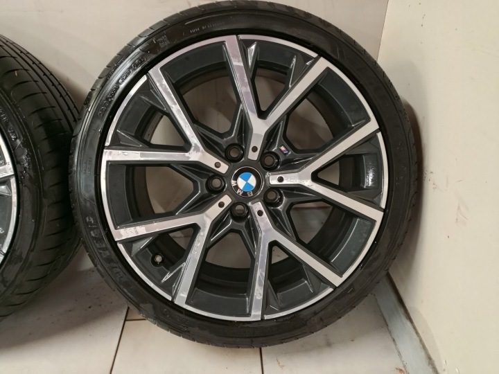 BMW 1 F40 2 F44 M-пакет колеса диски литые диски шины лето 225/40R18 отличное состояние, фото 5