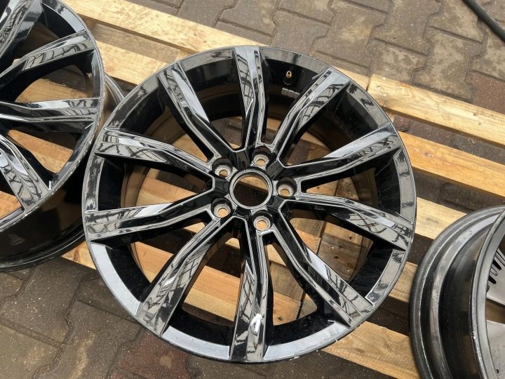 Литой диск Volkswagen OE T-Roc См. фото x 18" 3X7, фото 1