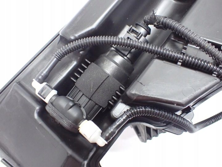 БАЧОК ОМЫВАТЕЛЯ НАСОС 8W0955451L ОРИГИНАЛ AUDI A4 B9 8W 16 г., фото 5