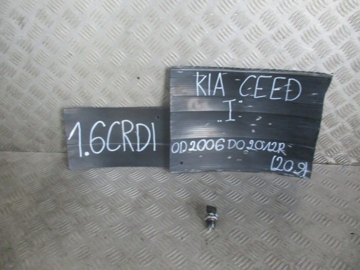 ДАТЧИК ДАВЛЕНИЯ ТОПЛИВА KIA CEED I 1.4 16V 09-12 R. РЕСТАЙЛИНГ, фото 1