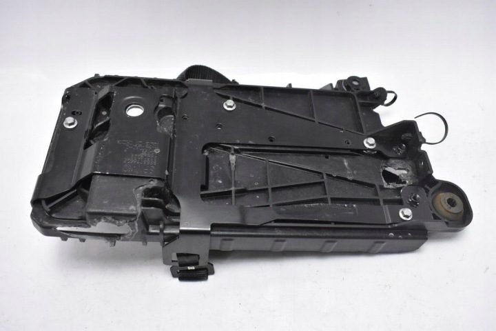 Площадка аккумулятора кронштейн Volvo XC40 17-, фото 2