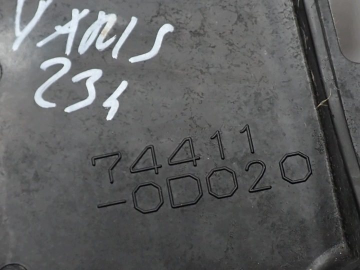 Основание крепление аккумулятора оригинал 74404-0D330 Toyota Yaris IV P21 23 г., фото 4