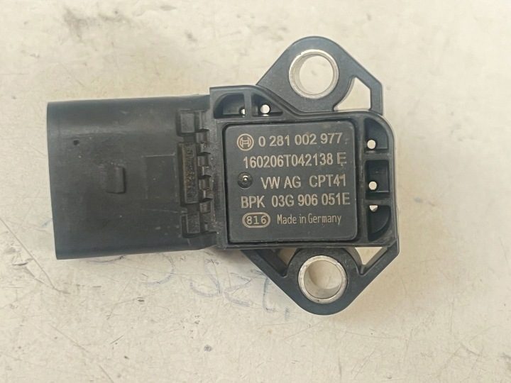Audi OE 038906051E датчик, давление наддува, фото 2