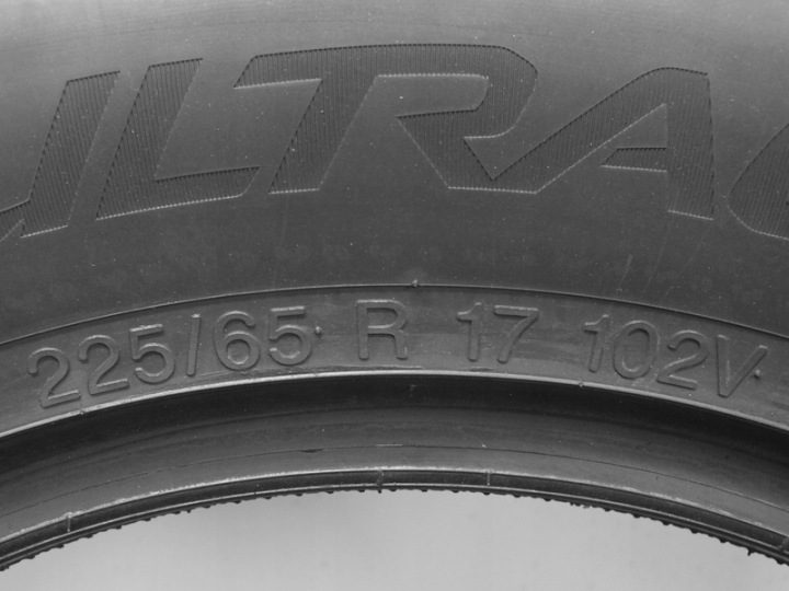Шина летняя Vredestein Ultrac 225/65R17 102 В защита диска, фото 4