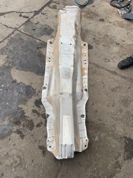 VW SKODA SEAT ТЕПЛОЗАЩИТНЫЙ ЭКРАН ТОННЕЛЯ 5Q0825661CA, фото 2