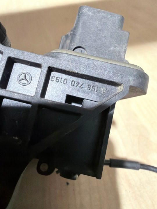 Mercedes-Benz OE A1687400193 замок крышки багажника, ручка, фото 3