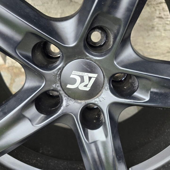 ЛИТЫЕ ДИСКИ BROCK RC 17 ET35 AUDI A4 A5 ЗИМНИЕ ШИНЫ 7 мм 2019 г., фото 3