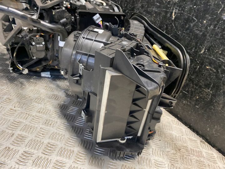 Корпус вентилятора Volvo XC60 II 2021 P32275577, фото 5