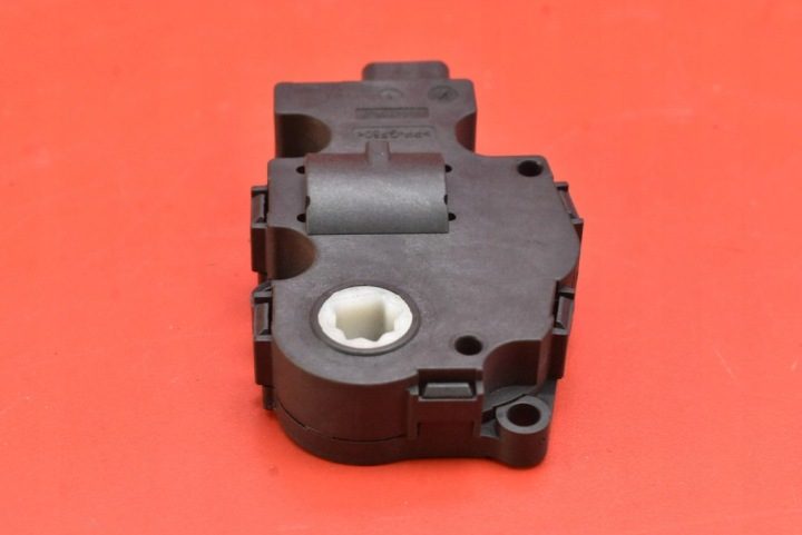 МОТОРЧИК ПЕЧКИ T1015556H BMW F30 F31 2.0 дизель 184 Л.С. 11-16, фото 5