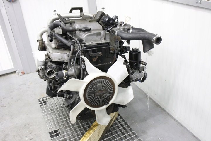 Mitsubishi Pajero 2005 г. Двигатель 3.2 DID насос турбо форсунки комплект, фото 10