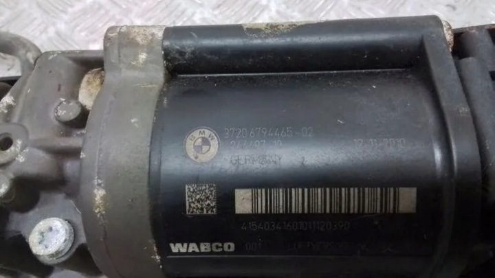 Компрессор пневмоподвески BMW 5 (F10) 6794465 2013, фото 3