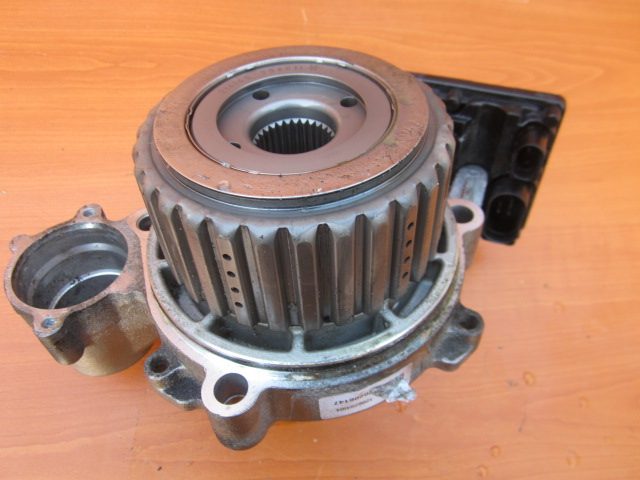 СЦЕПЛЕНИЕ + НАСОС МОСТА ЗАДНИЙ VW AUDI SEAT SKODA 4x4 0CQ525554M 5XY, фото 6