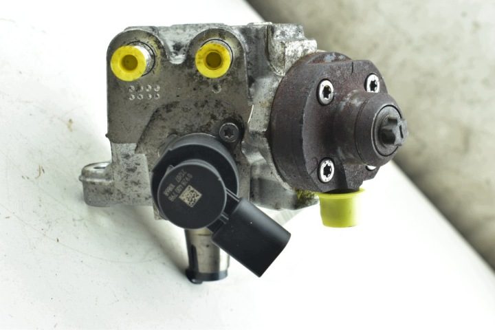 ТНВД BMW E60 E87 E90 E91 X3 E83 F10 2.0D 7810696 0445010517, фото 2