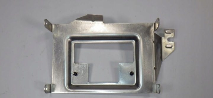 КРОНШТЕЙН CZYTNIKA NAVIGACJI AUDI A8 S8 D3 4E0919897A, фото 4