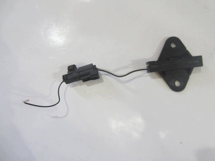 УСИЛИТЕЛЬ АНТЕННЫ МОДУЛЬ KEYLESS MITSUBISHI ASX 8637A526, фото 1