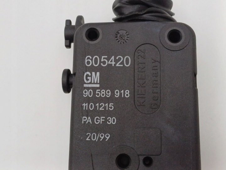 Привод лючка горловины бензобака Opel Astra II G 90589918 NR253, фото 2