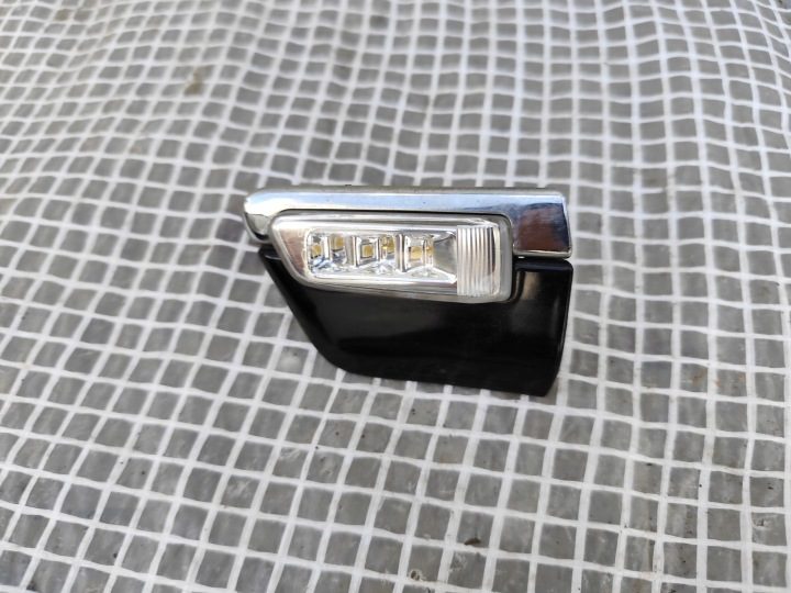 AUDI A8 D3 4E0 S8 02-08 ПОВТОРИТЕЛЬ ПОВОРОТА В КРЫЛО ЛЕВЫЙ ПОВОРОТНИК LED МОЛДИНГ LY9B, фото 3
