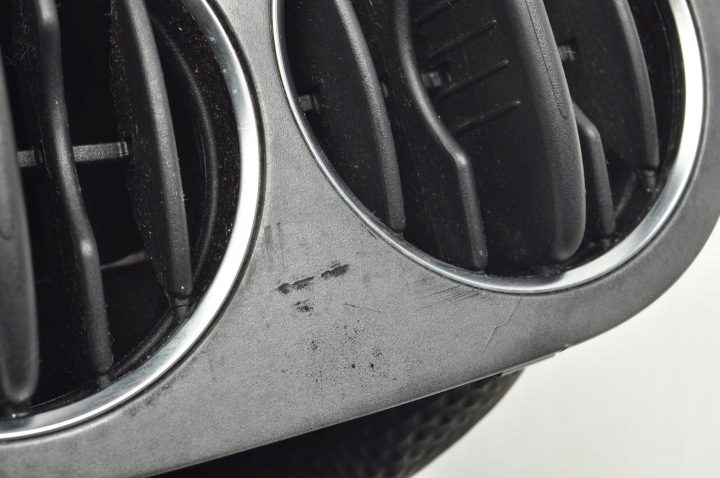 VOLKSWAGEN TIGUAN 5N РЕШЕТКИ ОБДУВА ТОННЕЛЯ ЗАДНИЕ 5M0819203, фото 9