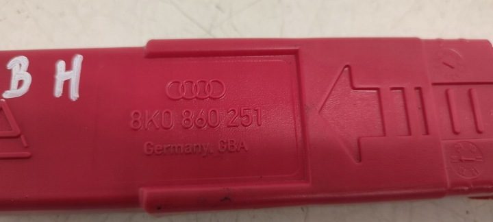 Знак аварийной остановки Audi A5 8T B8 8K0860251, фото 4