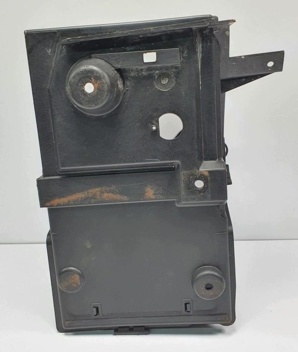 Корпус площадка аккумулятора Volvo C30 30667941 3M51-10723-BJ, фото 7