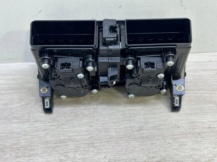 Воздухозаборник консоли PORSCHE PANAMERA (971) 971819110E 2.9L бензин, фото 6