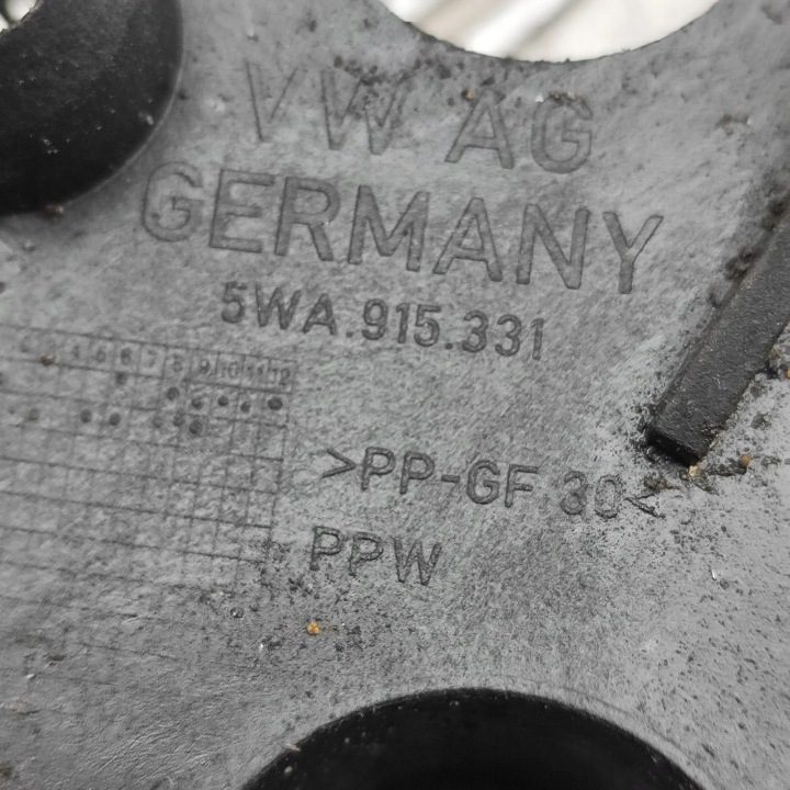 Основание кронштейн аккумулятора Audi A3 8Y Golf VIII 8 5WA915331C, фото 6