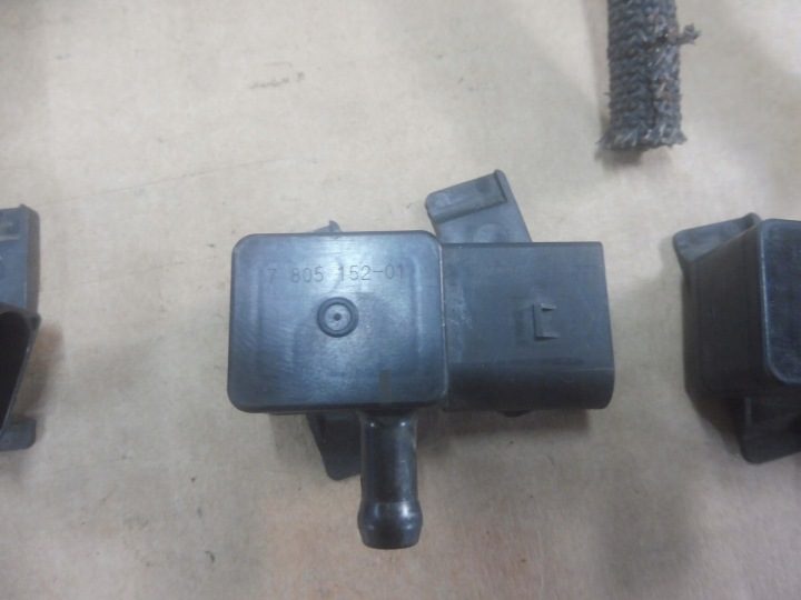 OE BMW датчик давления выхлопных газов BMW N47 N57 M57 13627805152, фото 4