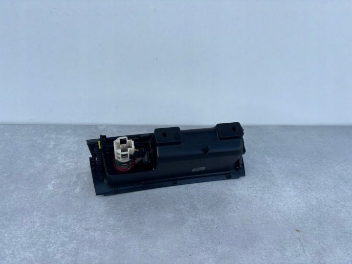 VW Passat B6 3C пепельница гнездо 3C0863284 PAK19/051, фото 3