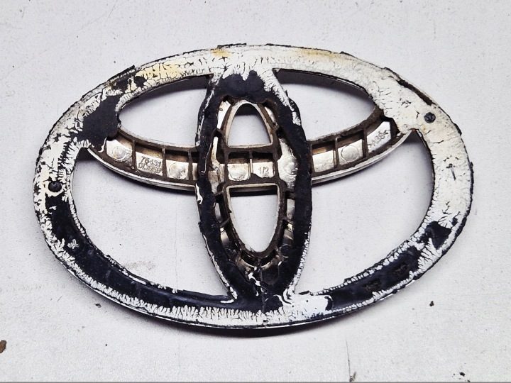 TOYOTA YARIS 2 II ЗНАЧОК ЭМБЛЕМА НА КРЫШКУ 754310D050, фото 3