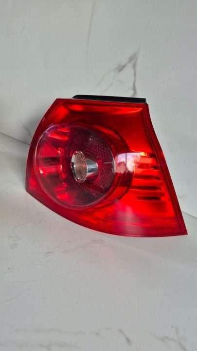 Фонарь правый задний VW GOLF V VARIANT (1K5) 1K6945096N 0.0L дизель 77 кВт 2005, фото 2