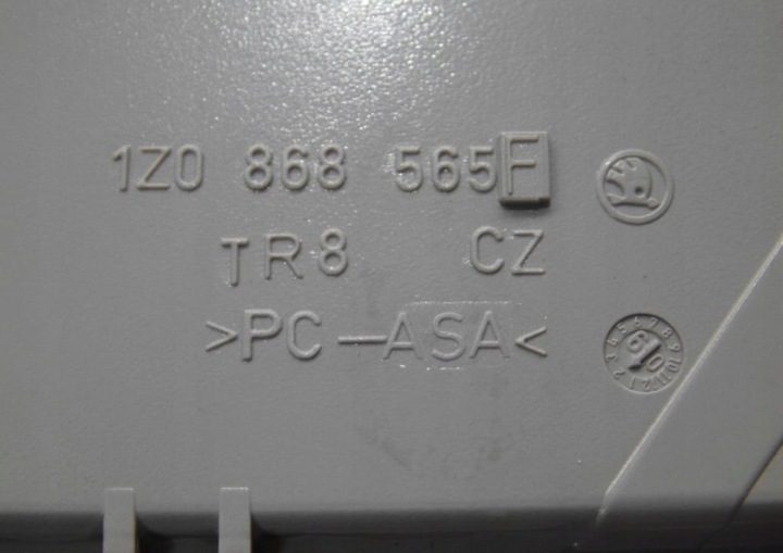 Держатель под очки для Skoda Octavia Fabia 2 Roomster 1Z0868565E 1Z0868565F, фото 4