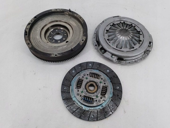 Сцепление в сборе Fiat Grande Punto 55201525 584712 1.3 Mjtd, фото 1