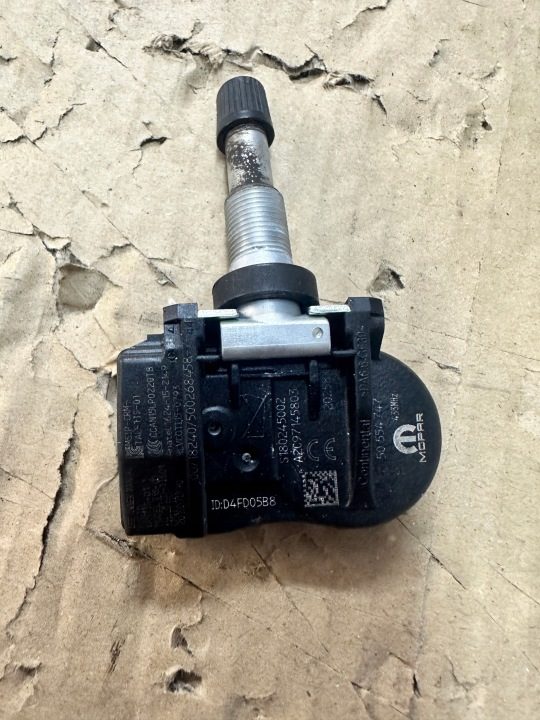 ДАТЧИК ДАВЛЕНИЯ ВОЗДУХА TPMS ALFA ROMEO GIULIA 68407400AA, фото 1
