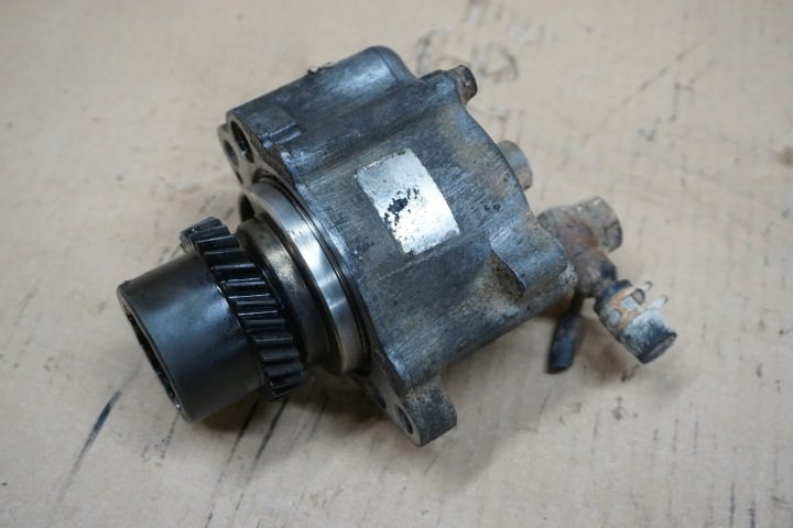 LAND CRUISER 120 ВАКУУМНЫЙ НАСОС 3,0 D4D, фото 1