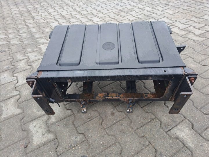 Блок основание аккумуляторов Renault Midlum DXI Volvo рестайлинг FE, фото 3