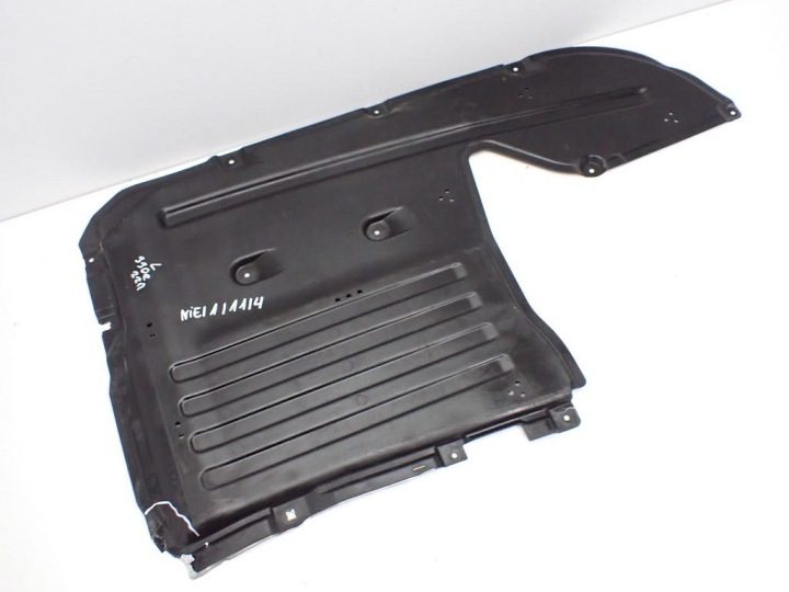 Защита днища коробки 7428178 BMW 3 G20 G21 330e 22 г., фото 1